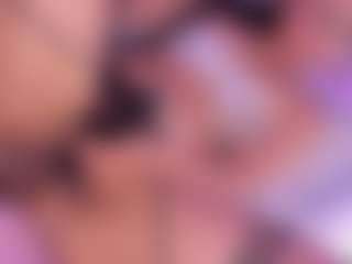Live cam show with Nattyroberts - Eating Pussy on Camsoda