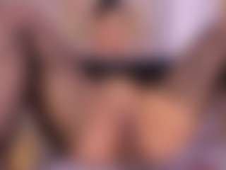 Nattyroberts's Live Sex Cam Show