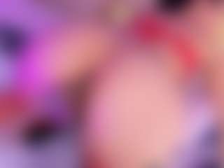 Live cam show with Nattyroberts - Eating Pussy on Uber Horny