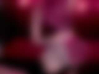 Live cam show with DramaQuenn - Blue Eyes on Milfs Live