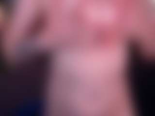 Live cam show with DramaQuenn - Blue Eyes on Milfs Live