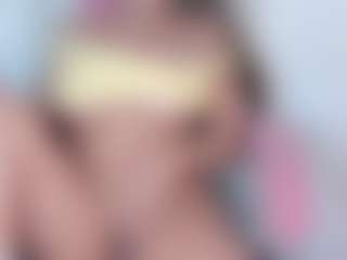 manelyk222's Live Sex Cam Show