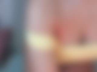 manelyk222's Live Sex Cam Show
