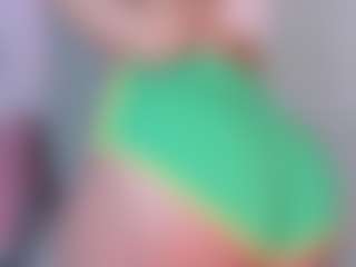 manelyk222's Live Sex Cam Show