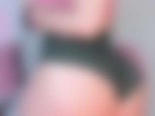 manelyk222's Live Sex Cam Show