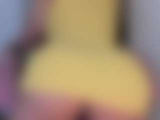 manelyk222's Live Sex Cam Show