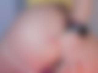 manelyk222's Live Sex Cam Show