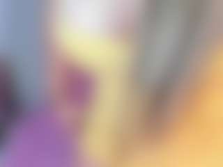manelyk222's Live Sex Cam Show