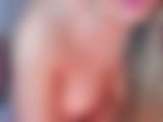 manelyk222's Live Sex Cam Show