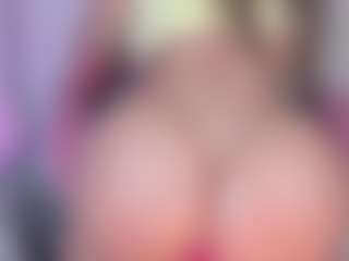 manelyk222's Live Sex Cam Show