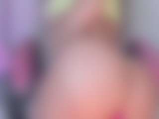 manelyk222's Live Sex Cam Show