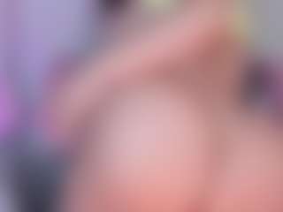 manelyk222's Live Sex Cam Show