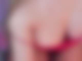 manelyk222's Live Sex Cam Show