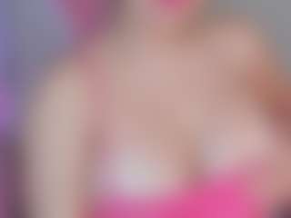 manelyk222's Live Sex Cam Show