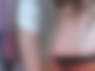 manelyk222's Live Sex Cam Show