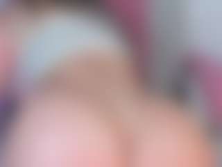 manelyk222's Live Sex Cam Show