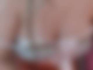 manelyk222's Live Sex Cam Show