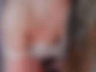 manelyk222's Live Sex Cam Show