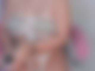 manelyk222's Live Sex Cam Show