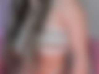 manelyk222's Live Sex Cam Show