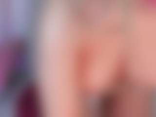 manelyk222's Live Sex Cam Show