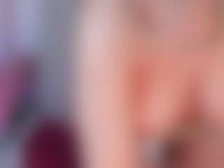 manelyk222's Live Sex Cam Show
