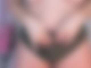 manelyk222's Live Sex Cam Show