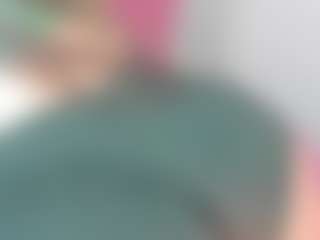 manelyk222's Live Sex Cam Show