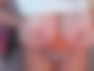 manelyk222's Live Sex Cam Show