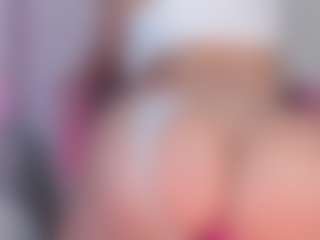 manelyk222's Live Sex Cam Show