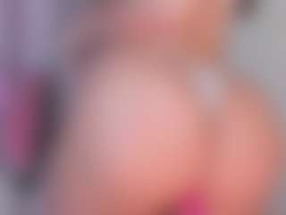 manelyk222's Live Sex Cam Show
