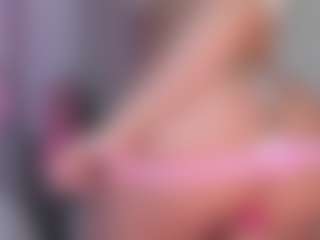 manelyk222's Live Sex Cam Show