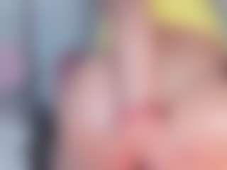 manelyk222's Live Sex Cam Show