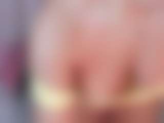 manelyk222's Live Sex Cam Show