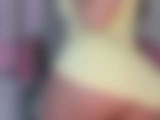 manelyk222's Live Sex Cam Show