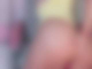 manelyk222's Live Sex Cam Show