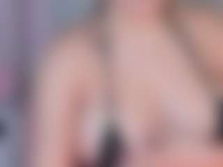 manelyk222's Live Sex Cam Show
