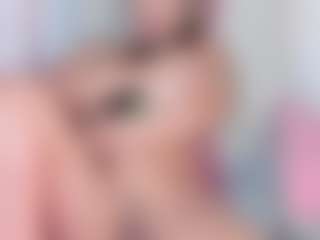 manelyk222's Live Sex Cam Show