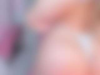 manelyk222's Live Sex Cam Show