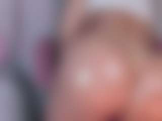 manelyk222's Live Sex Cam Show
