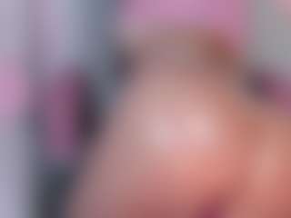 manelyk222's Live Sex Cam Show