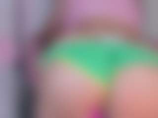 manelyk222's Live Sex Cam Show