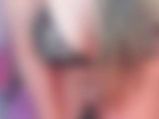 manelyk222's Live Sex Cam Show