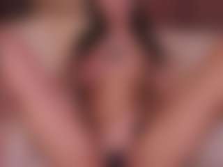 Live cam show with GennyPestone - Petite Young Adult on Camsoda