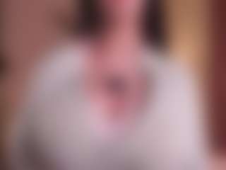 Live cam show with GennyPestone - Body Massage on livesexfox.com