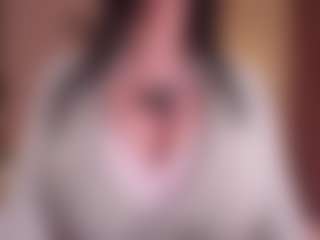 Live cam show with GennyPestone - Ass Bouncing on Camsoda