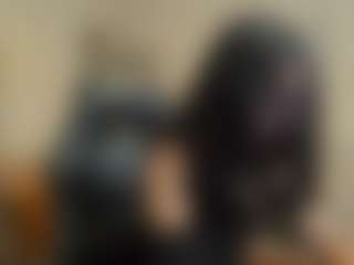 Live cam show with Kali Lowe - Thin on Dolls Live