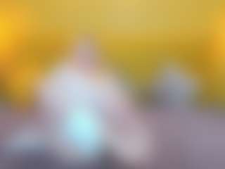 Live cam show with RuthBryant - Young Adult on 1on1-livenow