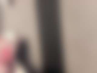 Live cam show with Violett-Salvatore - Smoking on Camsoda
