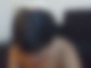 Live cam show with Chloe-Zoe - Black Middle Aged on CSO-WL